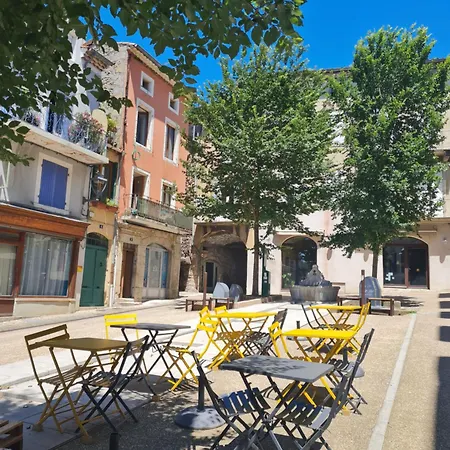 2 étoiles Le Balcon Du Dôme Apartamento Aubenas