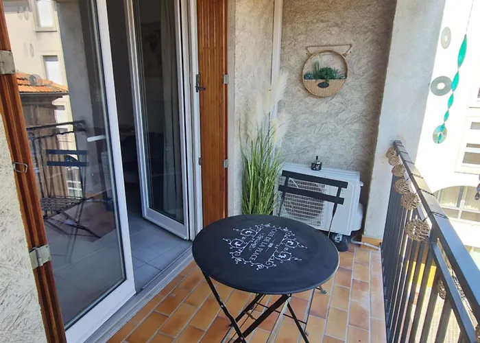 2 étoiles Le Balcon Du Dôme Apartamento Aubenas